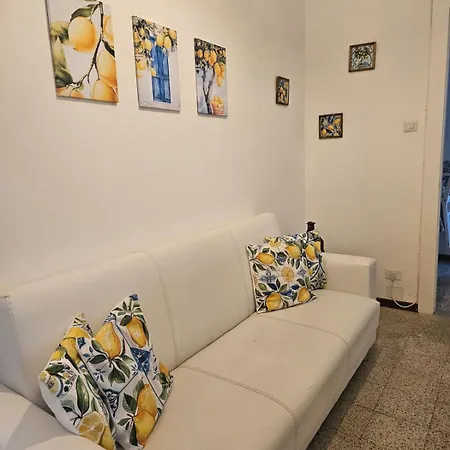 Tenente Amendola 2 شقة ليباري